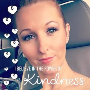 Meet your Posher, Dena